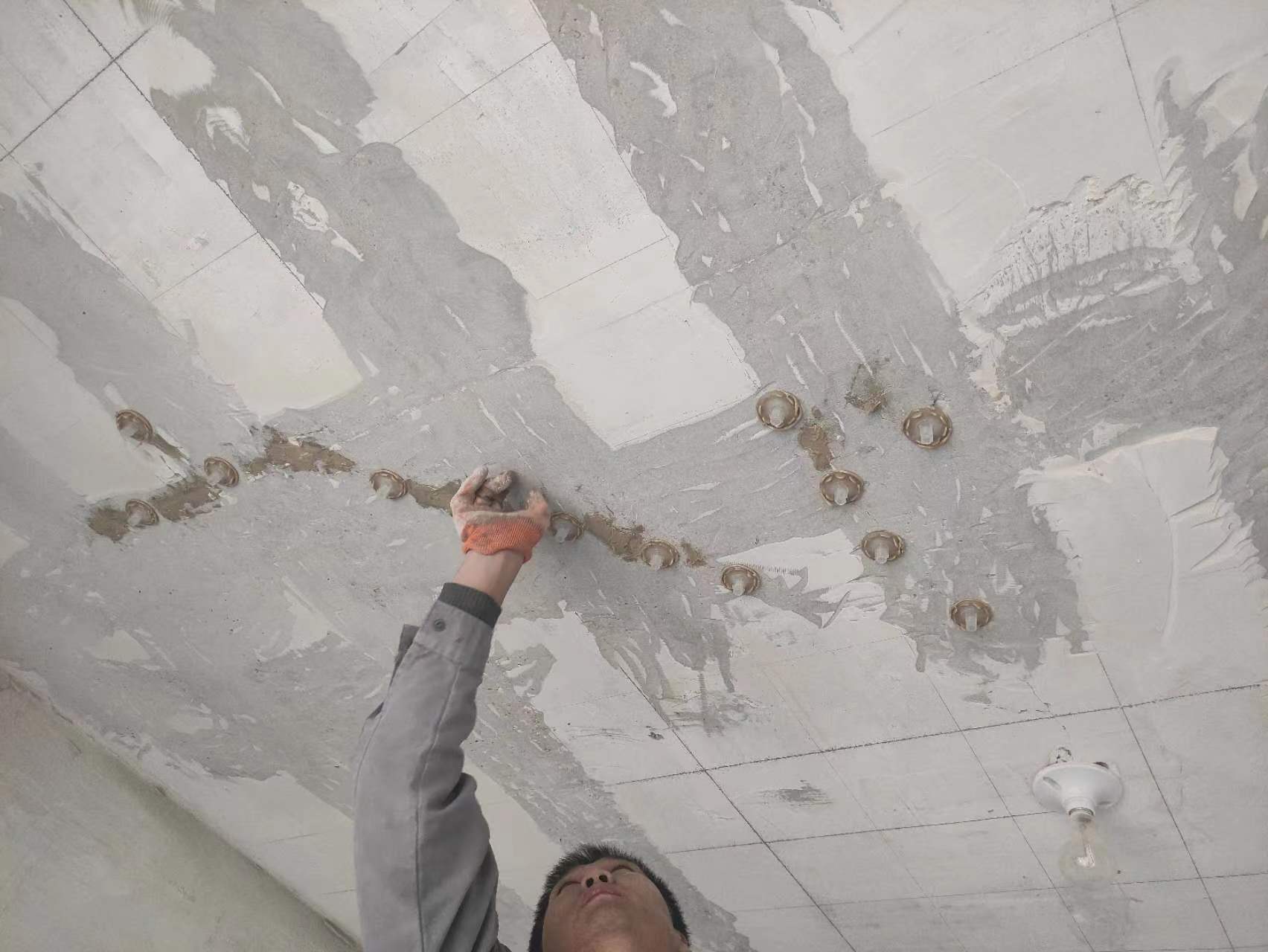 惠安混凝土楼板裂缝为什么会开裂?怎么修补?